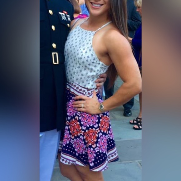 🌺🌻CUTE DRESS🌻🌺 - Picture 3 of 3